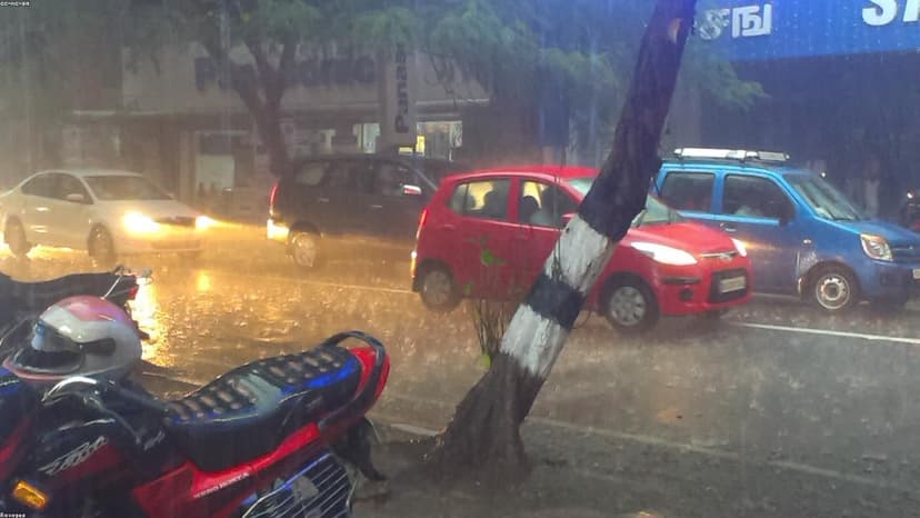Did monsoon romance get oversold by cinema compared to actual wet socks?